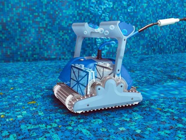 最高的自由泳池自动吸污机-海豚自动清洗机-海豚全自动清洁机器人