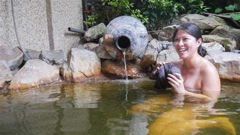 室外温泉水疗池-温泉度假村泡池-室外桑拿热水池设计